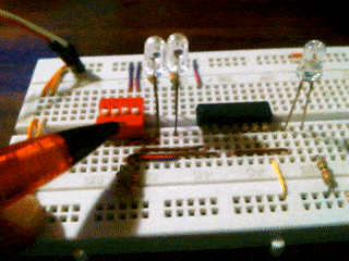 Funcionamiento compuerta AND 7408